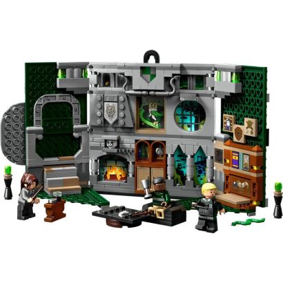 LEGO® Harry Potter™ Slytherin™ Binası Bayrağı